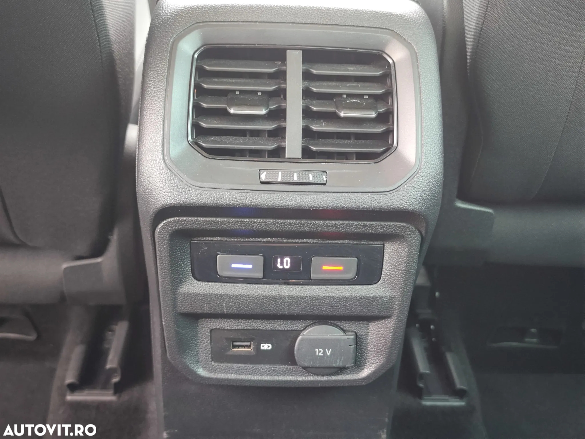 Volkswagen Tiguan 2.0 TDI DSG Base - 15