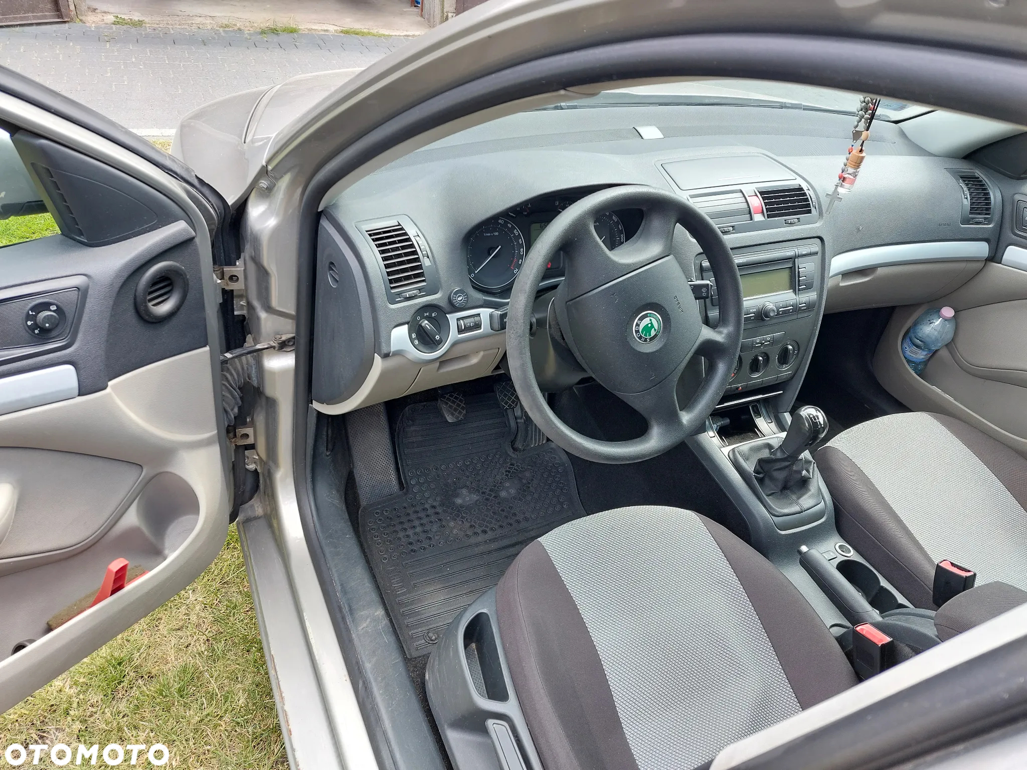 Skoda Octavia 1.6 FSI Elegance - 6