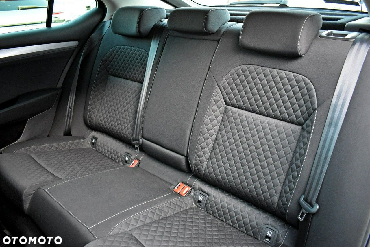 Skoda Superb 2.0 TDI Ambition DSG - 12