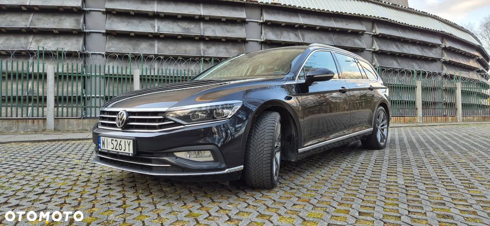 Volkswagen Passat Variant 2.0 TDI 4Mot Elegance DSG - 5