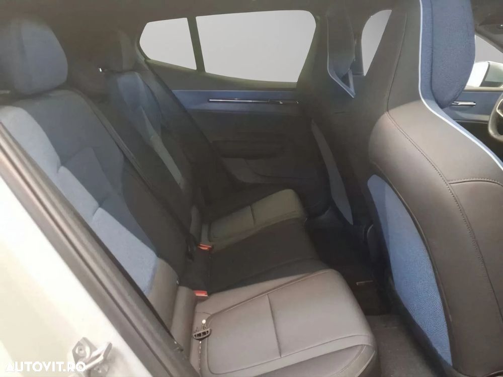 Volvo EX30 - 4