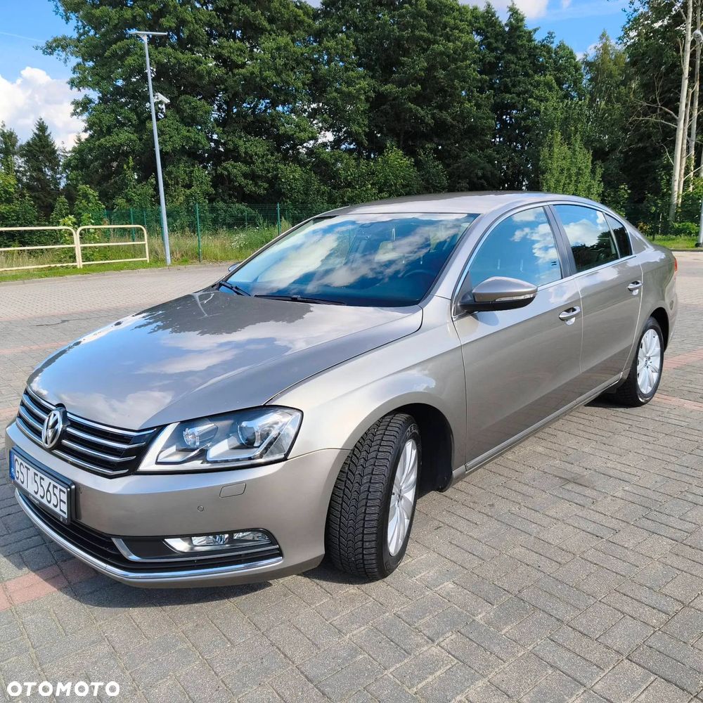 Volkswagen Passat 2.0 TDI Comfortline - 4