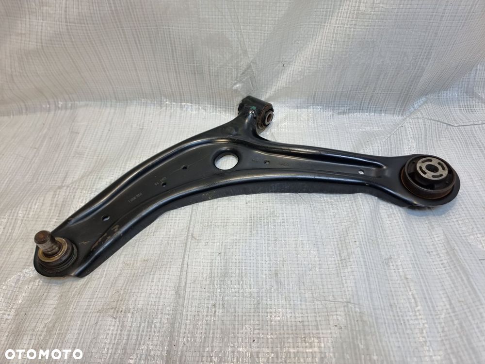 FORD FIESTA MK8 WAHACZ LEWY PRZÓD H1BC-3051-AE - 1