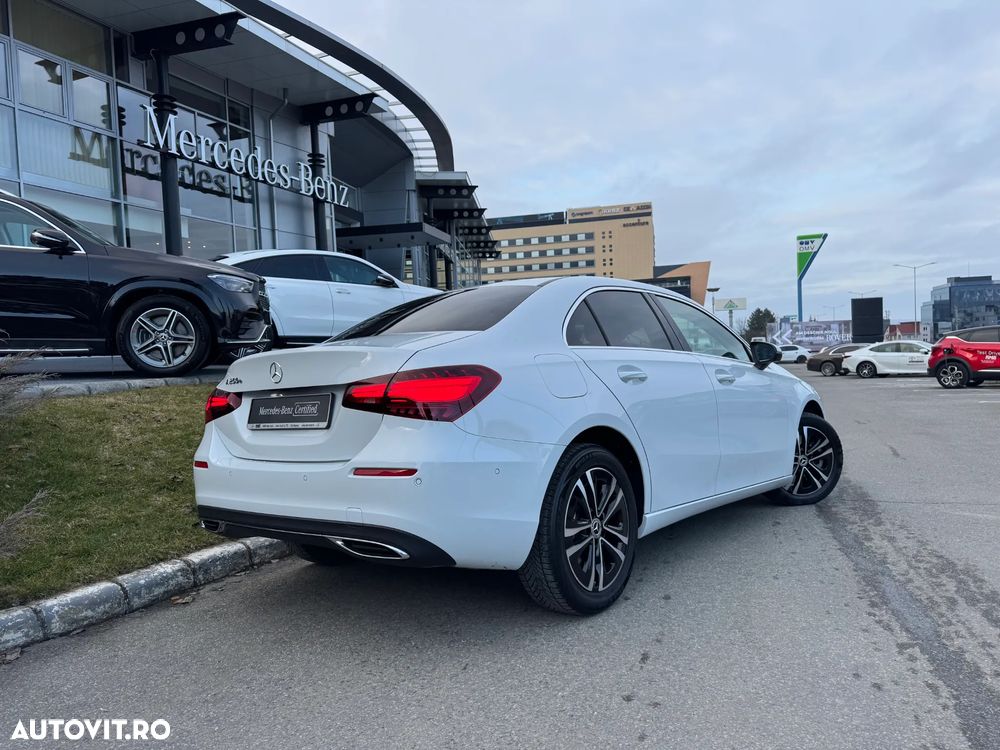 Mercedes-Benz A 250 e Sedan 8G-DCT Lim. Progressive Advanced - 2