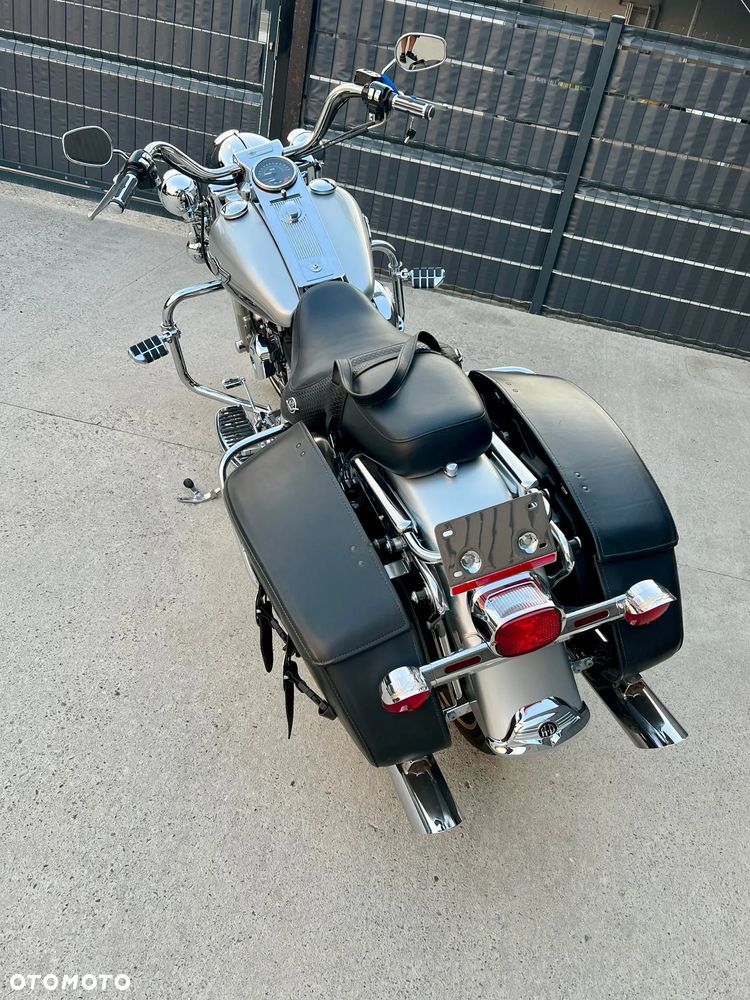 Harley-Davidson Touring Road King - 10