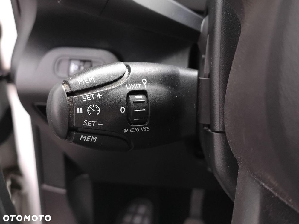 Toyota Proace City Verso Long 1.5 D-4D Combi - 15