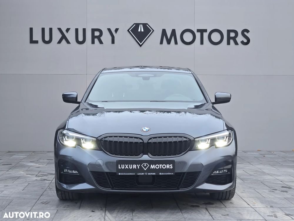 BMW Seria 3 330e iPerformance M Sport - 3