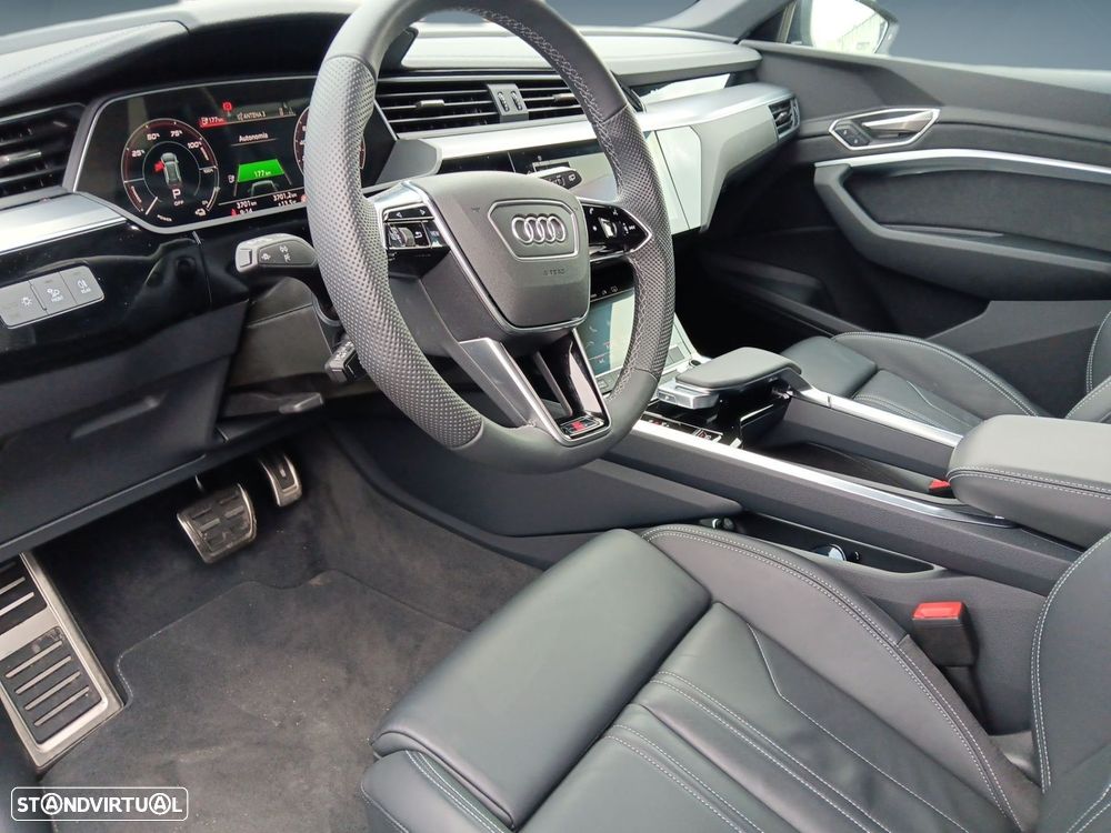 Audi Q8 e-Tron 50 quattro S line - 10