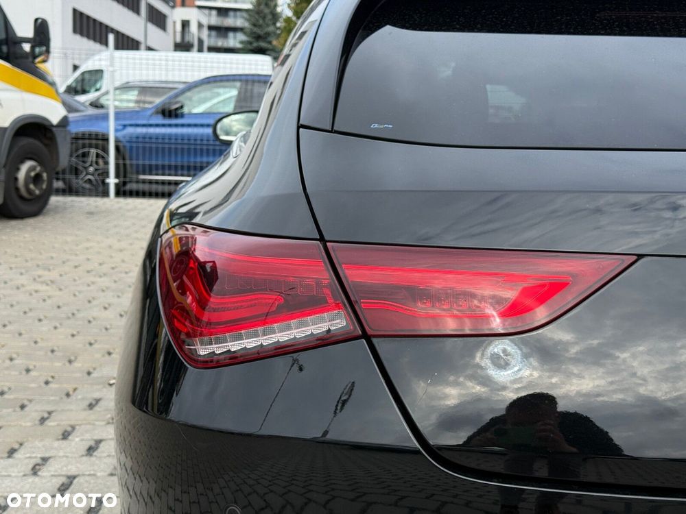 Mercedes-Benz CLA 200 7G-DCT - 12