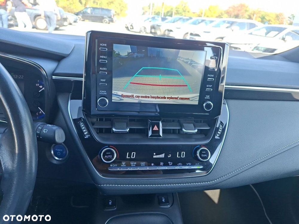 Toyota Corolla 1.8 Hybrid Comfort - 17