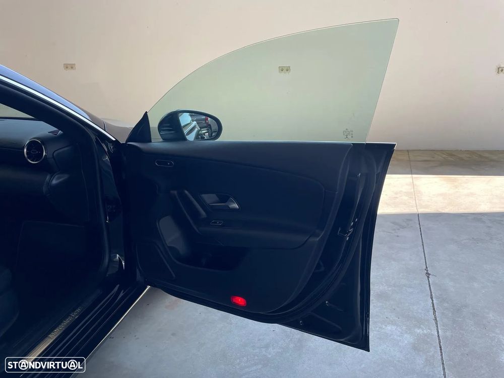 Mercedes-Benz CLA 180 d Shooting Brake Progressive Aut. - 33