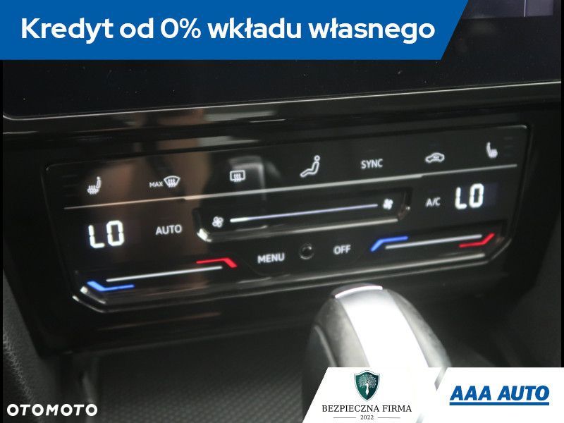 Volkswagen Passat - 13