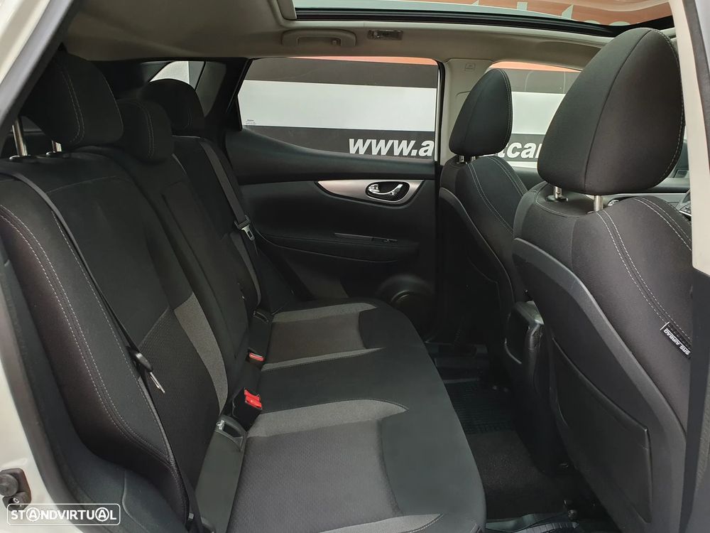 Nissan Qashqai 1.5 dCi N-Connecta - 5