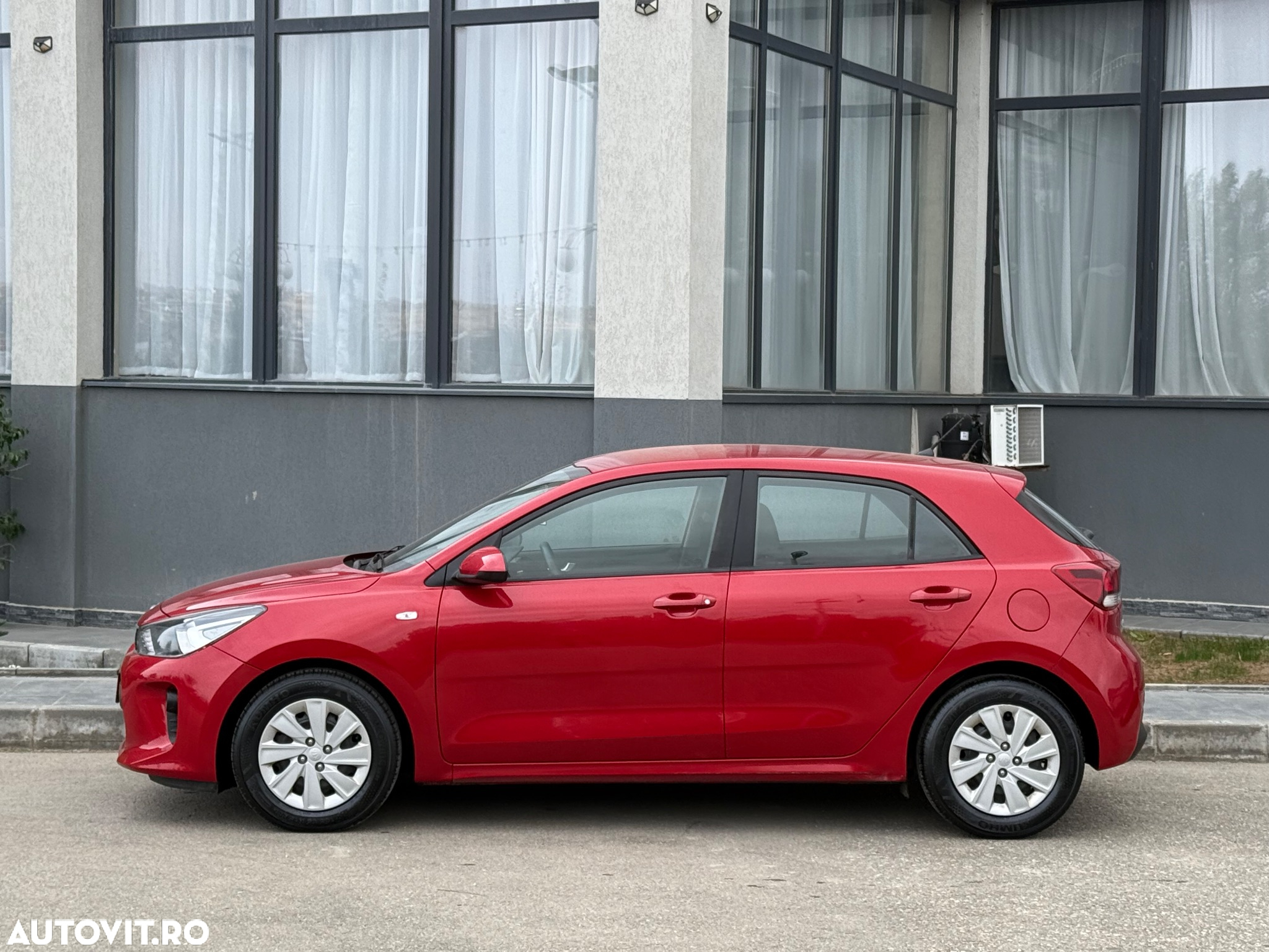 Kia Rio 1.2 Business Line - 13