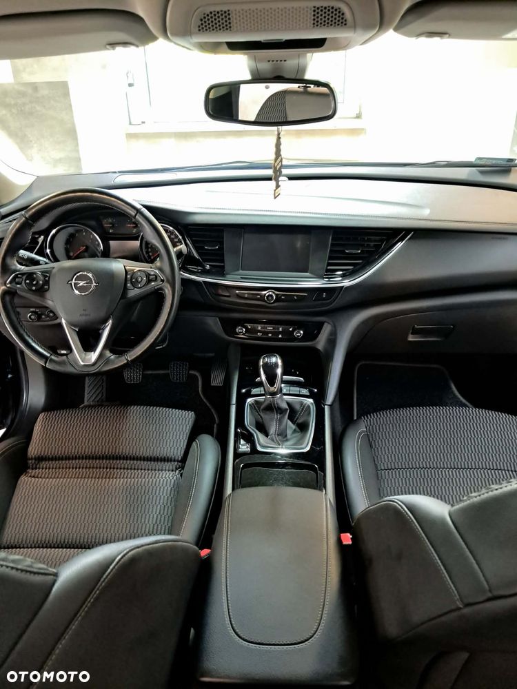 Opel Insignia 1.5 T Enjoy S&S Eco - 3