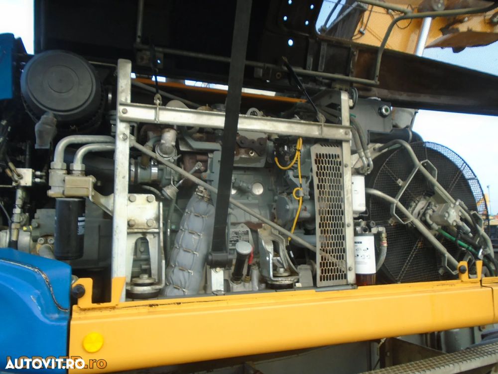 Liebherr A914 Compact - 7