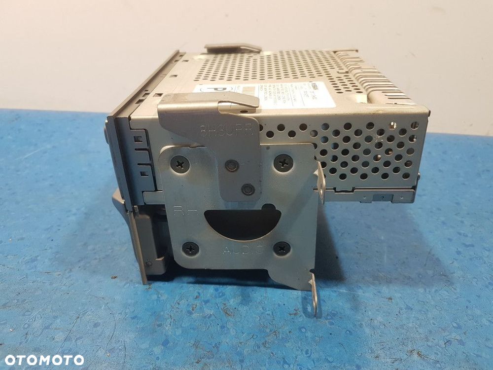 NISSAN X-TRAIL T30 RADIO 28113-8H300 - 4