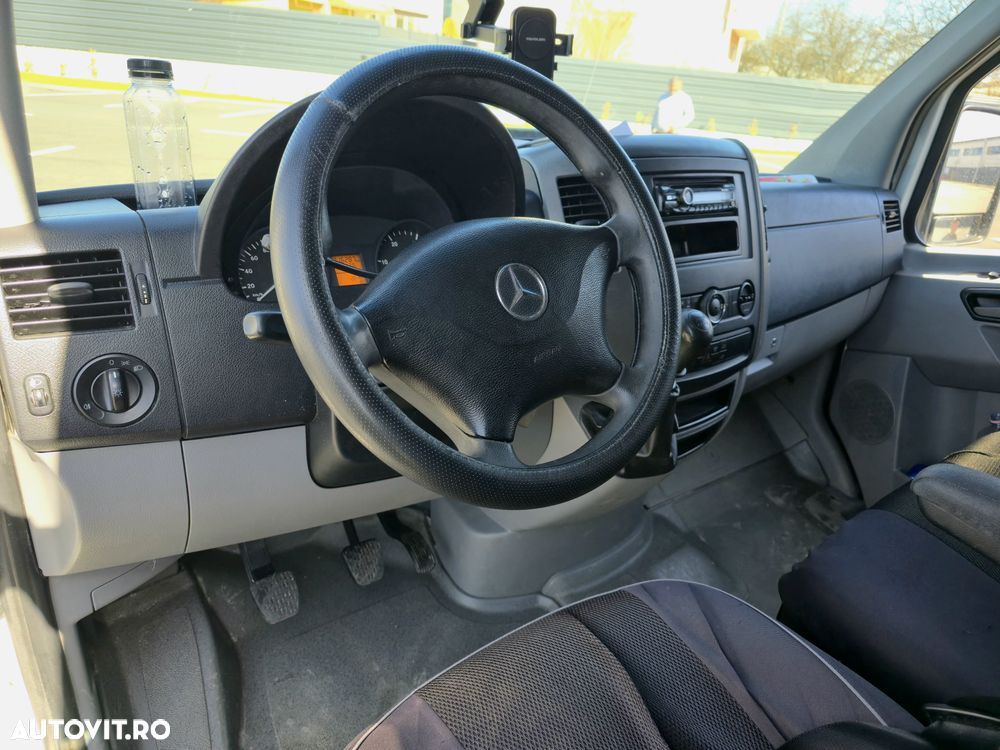 Mercedes-Benz Sprinter - 5