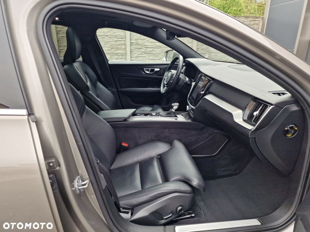 Volvo V60 D3 Geartronic Inscription - 25