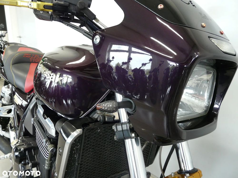 Kawasaki ZRX - 19
