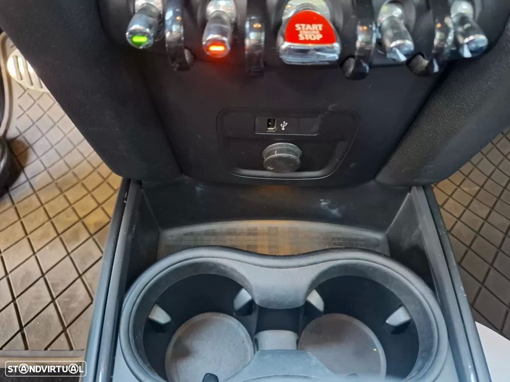 MINI Countryman Cooper SD Auto Desportiva - 45