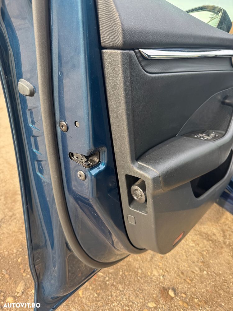 Skoda Octavia 2.0 TDI DSG Style - 6