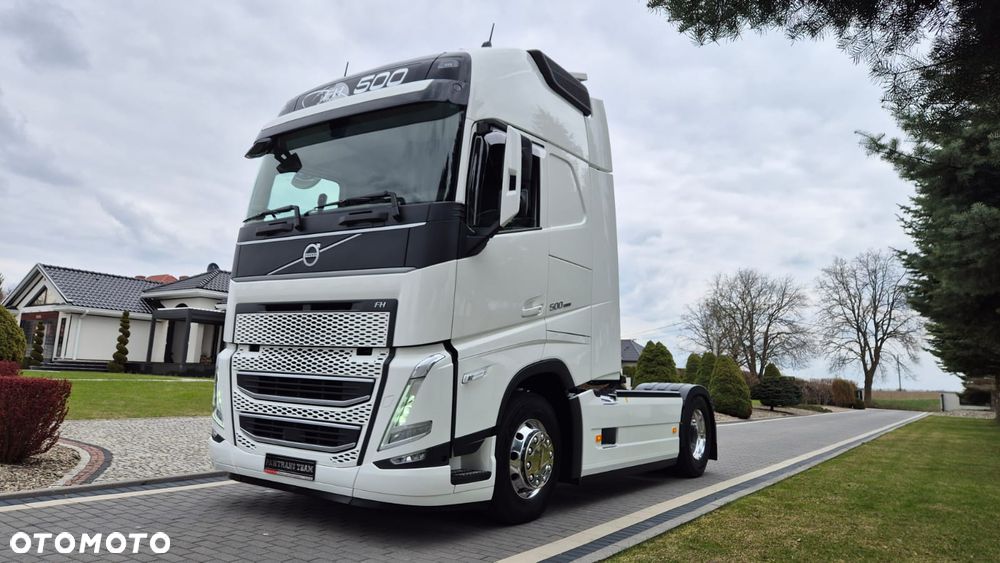 Volvo ///FH///500///2022///1 TURBINA ///JEDYNE 183 TYŚ KM/// GLOBETROTTER///XXL/// KLIMATYZACJA POSTOJOWA/// ZABUDOWY MIĘDZYOSIOWE/// ALUMINIOWE FELGI///FULL LED/// VIRTUAL COCPIT///PEDANTYCZNY  STAN///JAK NOWY - 4