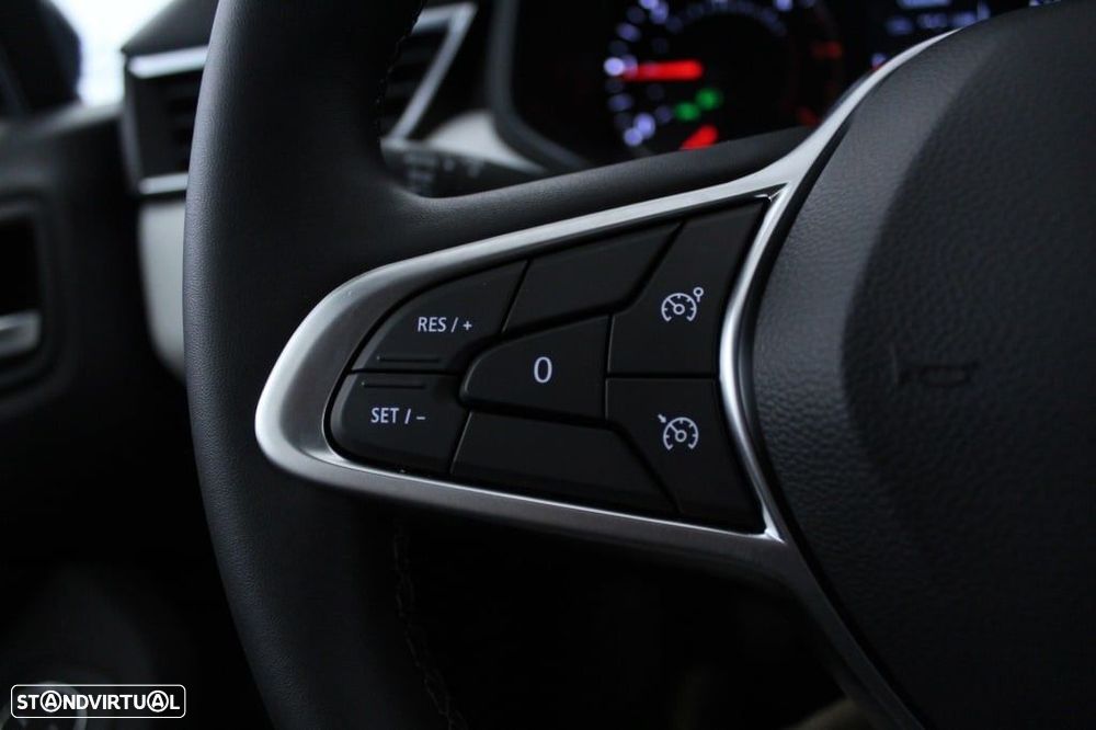 Renault Clio 1.5 Blue dCi Evolution - 21