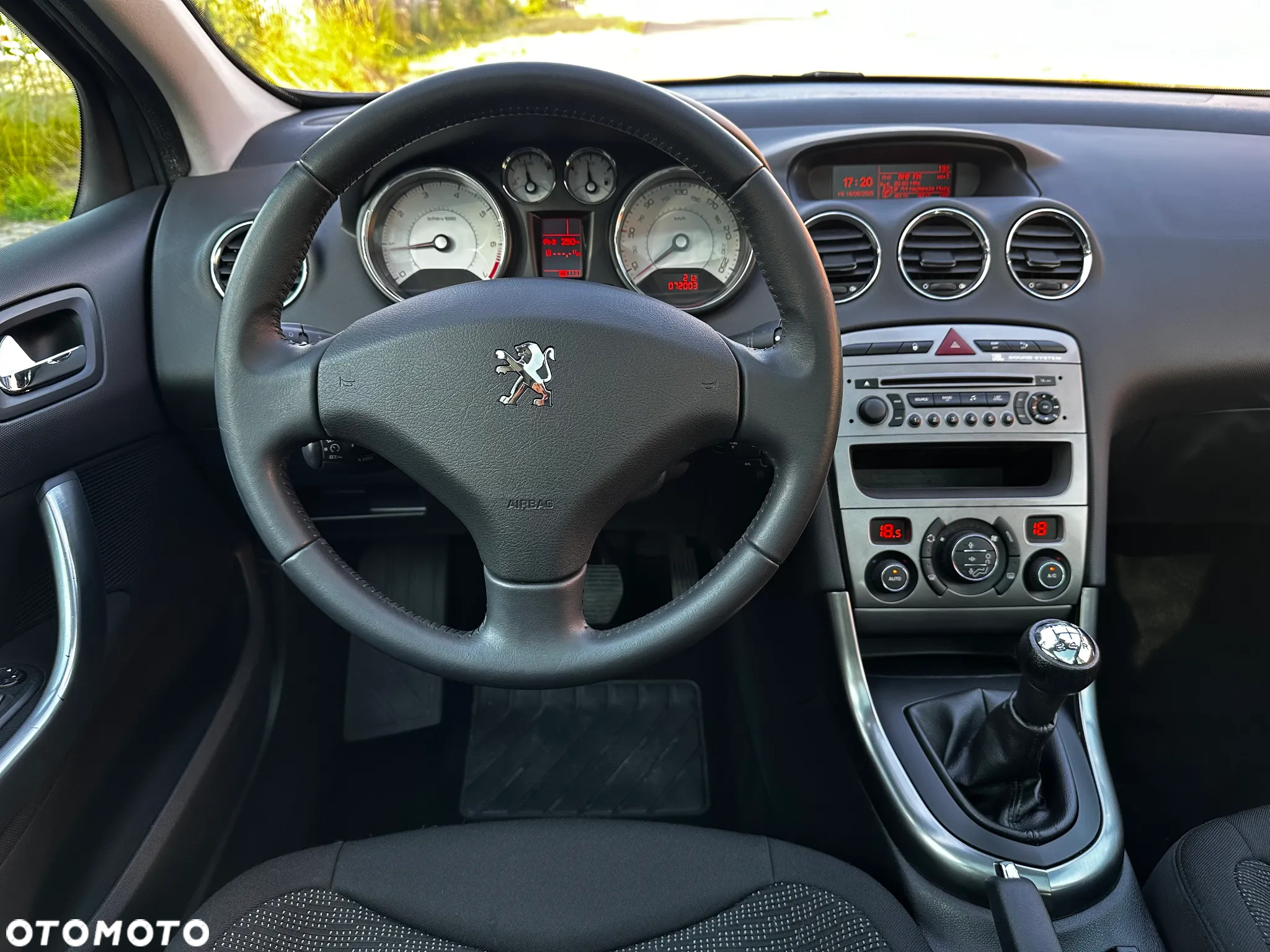 Peugeot 308 SW 120 VTi Platinum - 19