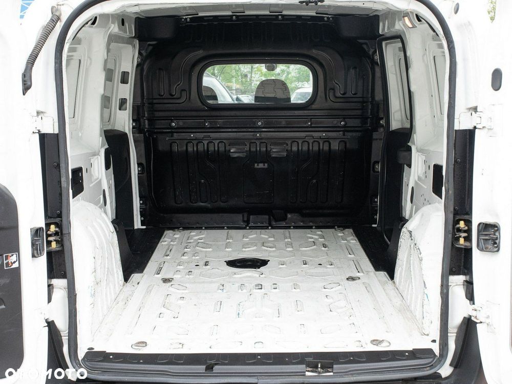 Fiat Doblo - 23