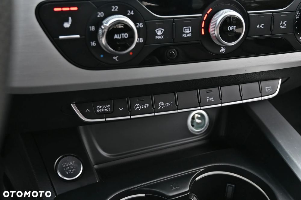 Audi A4 Avant 2.0 TDI Quattro Sport S tronic - 34