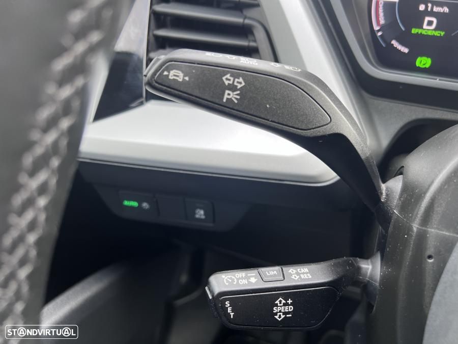 Audi Q4 Sportback e-tron 40 82 kWH — fotografia 32