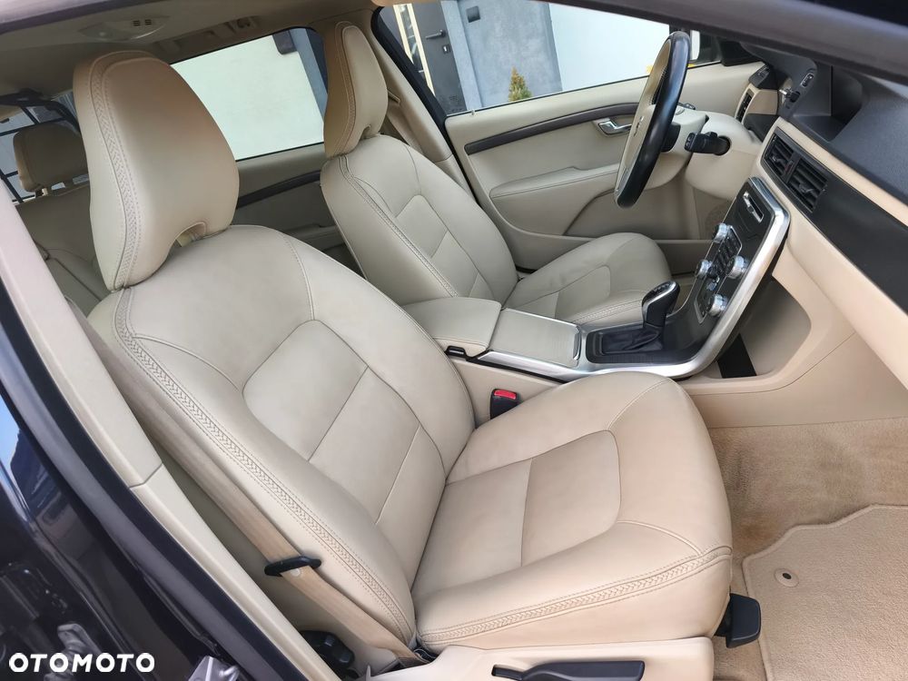 Volvo XC 70 D4 AWD Geartronic Summum - 19