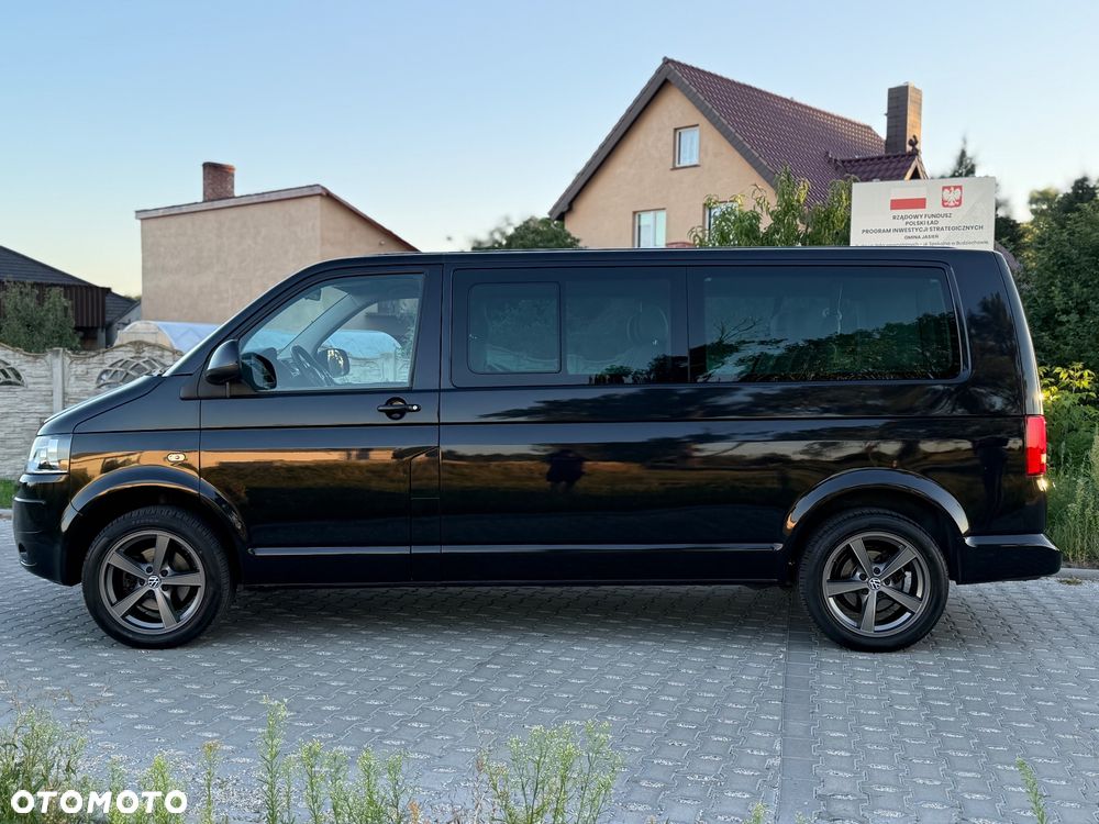 Volkswagen Caravelle - 4