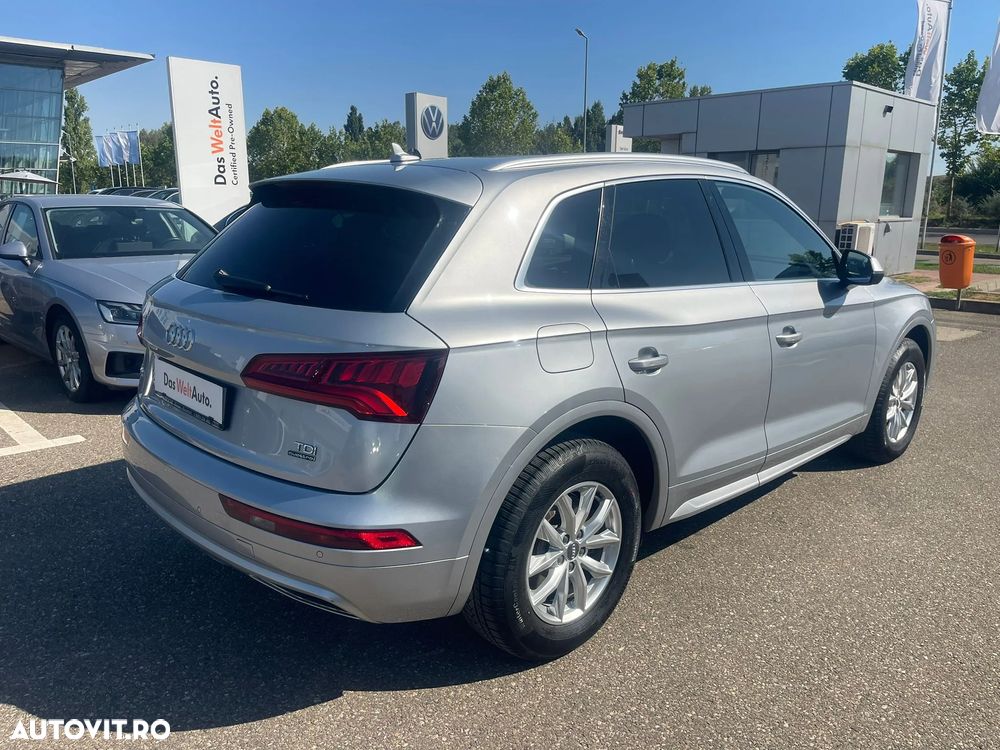 Audi Q5 2.0 40 TDI quattro S tronic Sport - 6