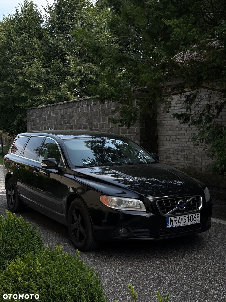 Volvo V70 - 1