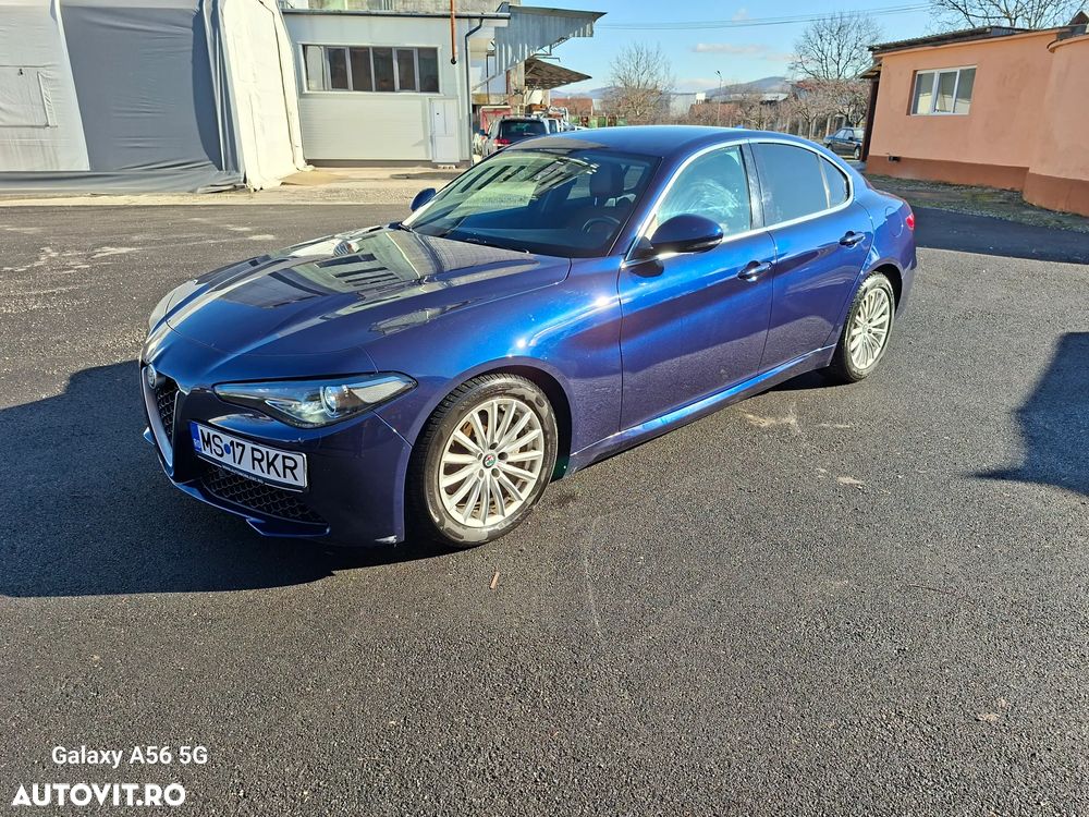Alfa Romeo Giulia 2.2 - 2
