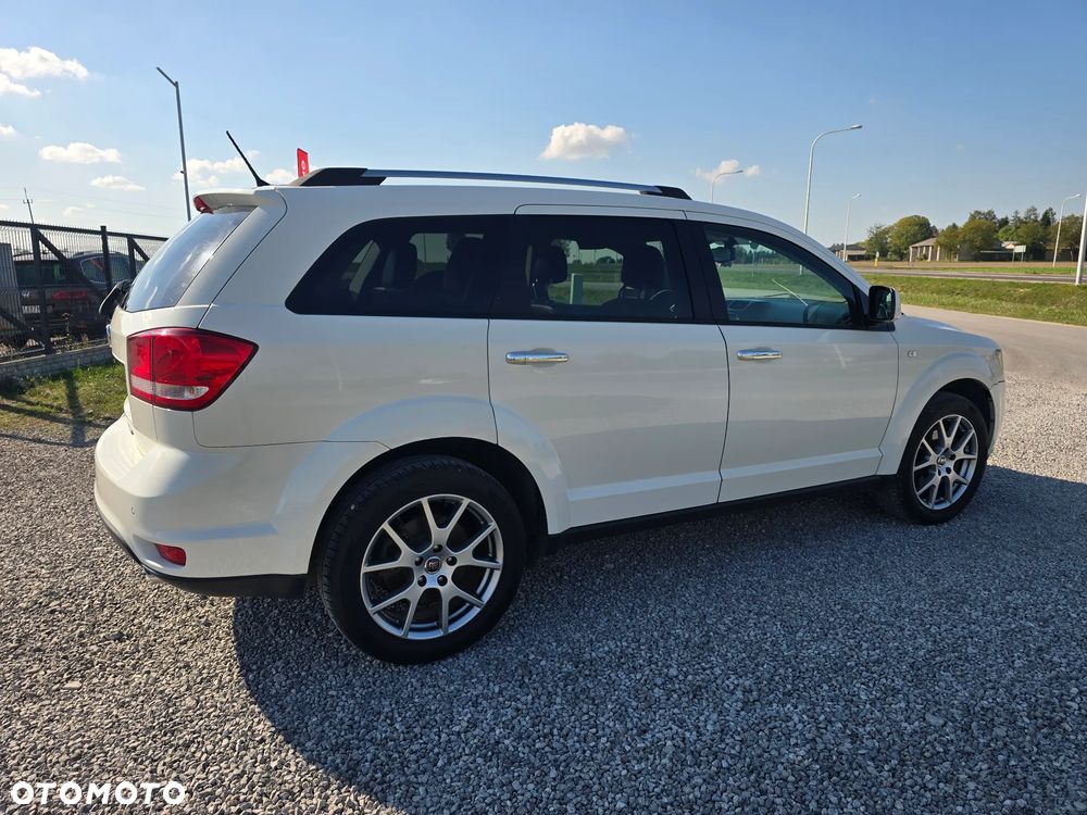 Fiat Freemont 2.0 Multijet 16V DPF Automatik Allrad Lounge - 10