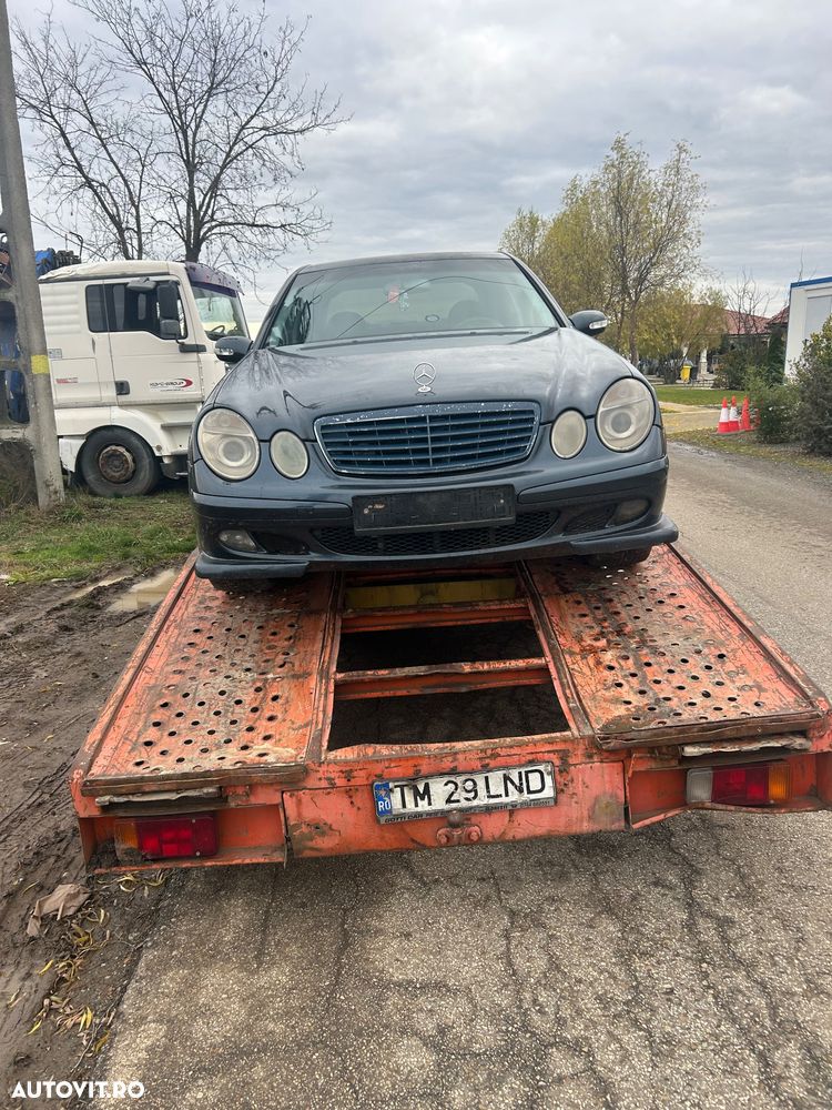 Dezmembrez Mercedes - 2