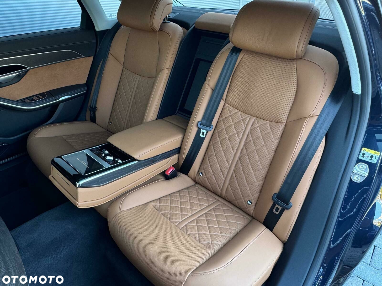 Audi A8 - 39