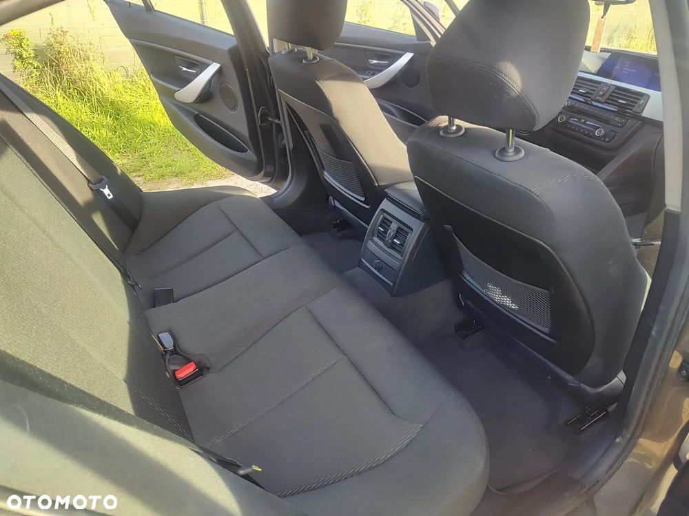 BMW Seria 3 - 9