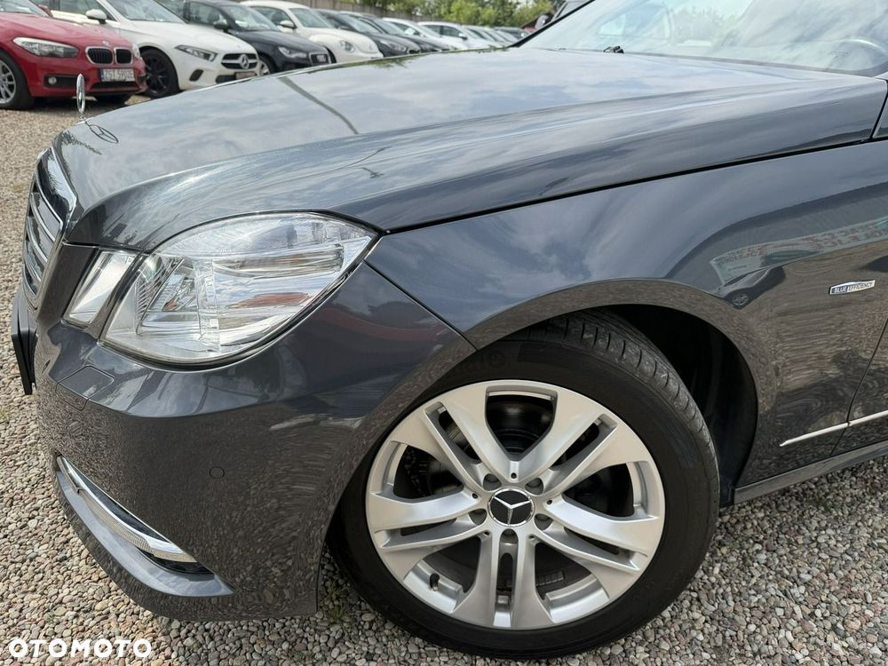 Mercedes-Benz Klasa E - 27