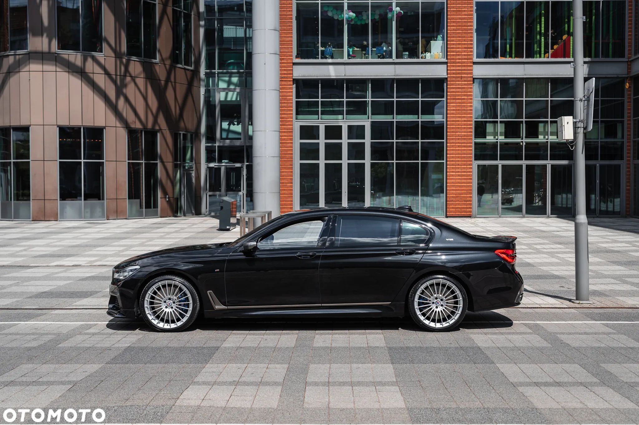 BMW Seria 7 M760Li xDrive - 1