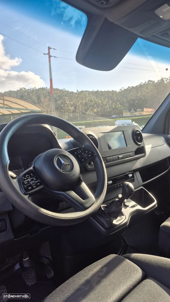Mercedes-Benz Sprinter - 7