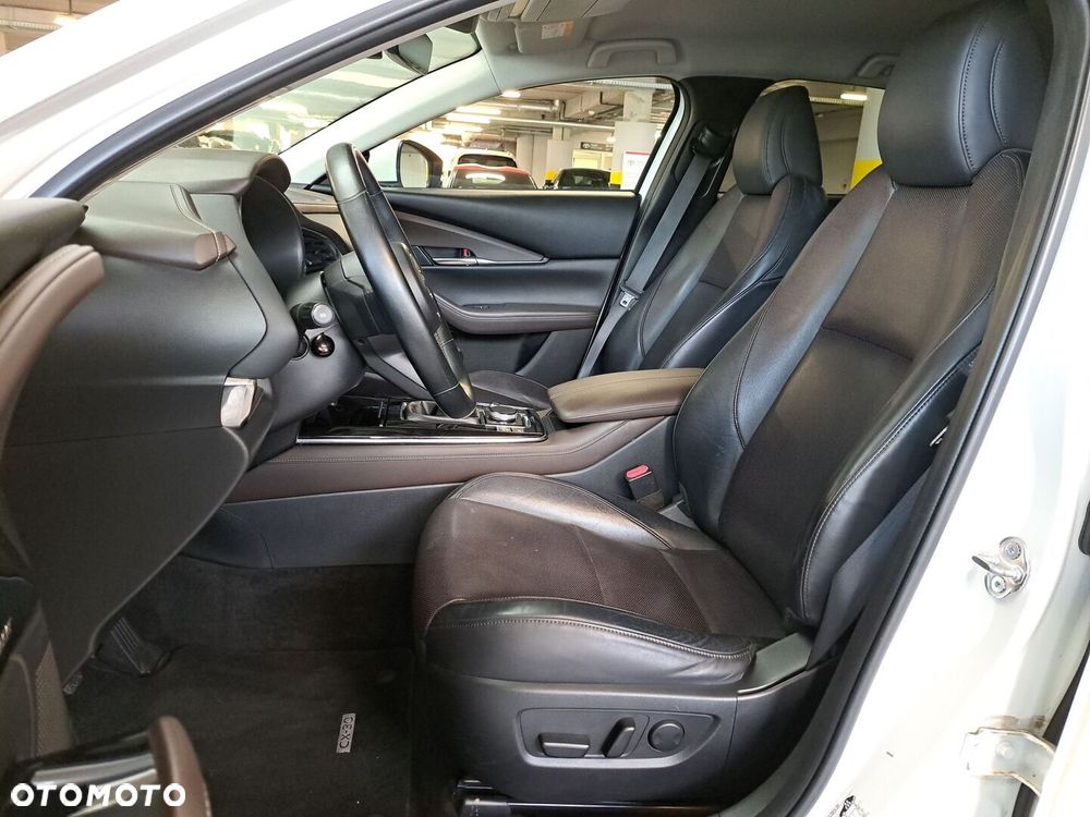 Mazda CX-30 2.0 mHEV Hikari AWD - 11
