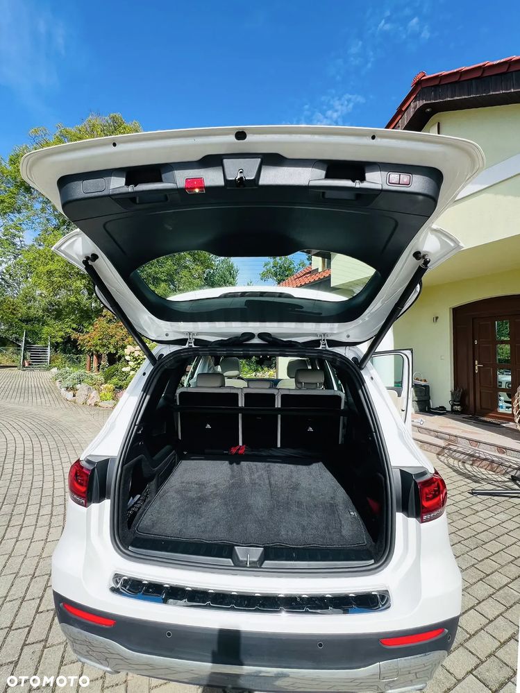 Mercedes-Benz GLB 200 Progressive 7G-DCT - 7