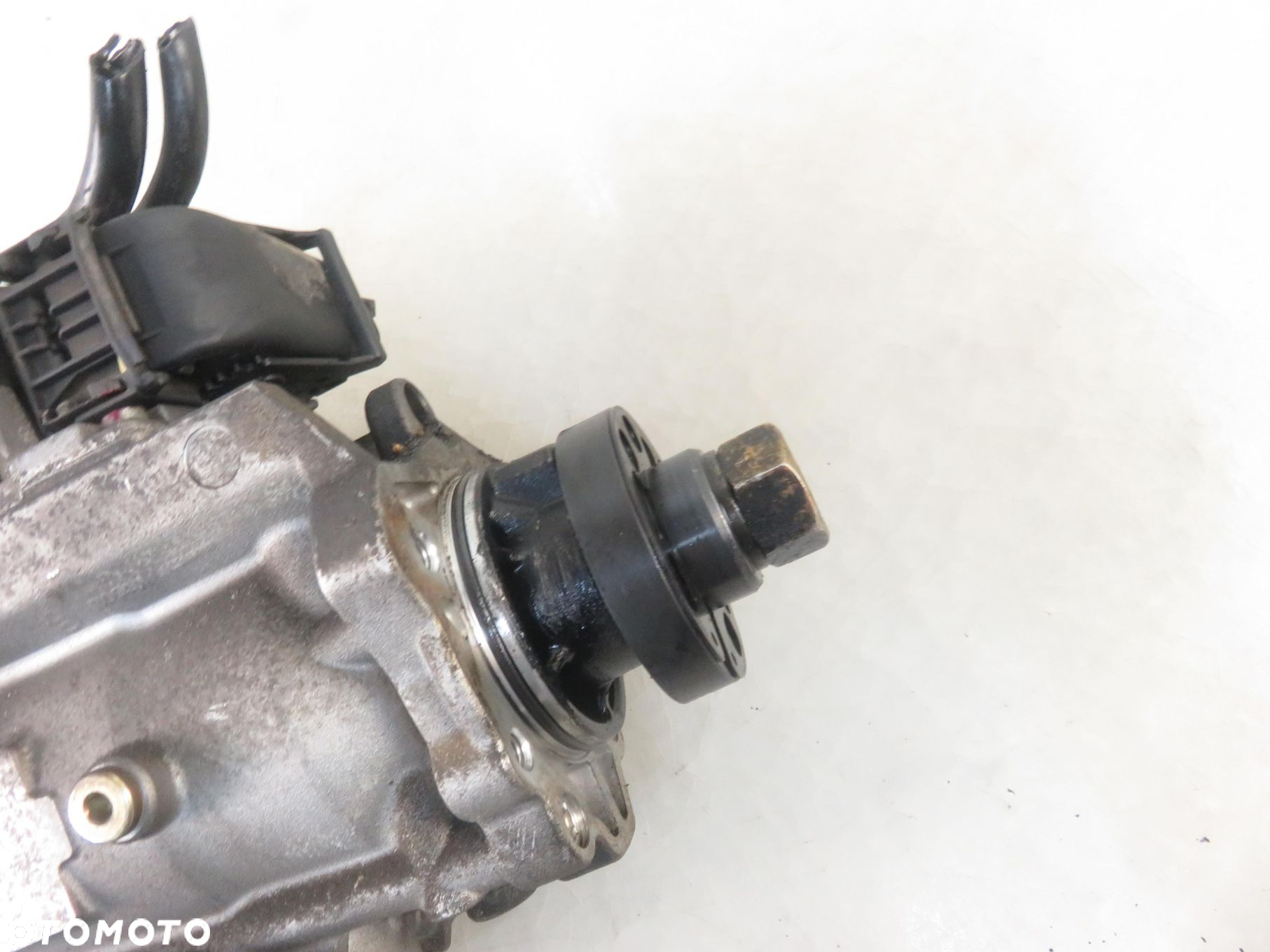 POMPA WTRYSKOWA OPEL VECTRA C 2.0 DTI 0281010717 0470504204 22451346 - 4