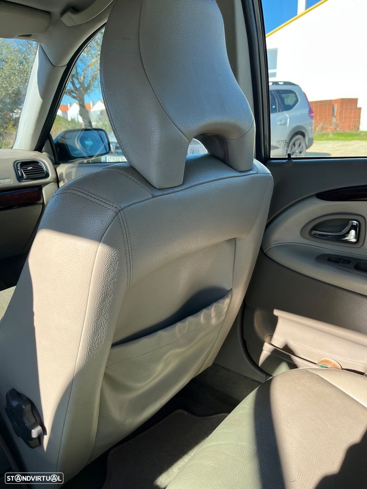 Volvo V40 1.9 D CR - 8