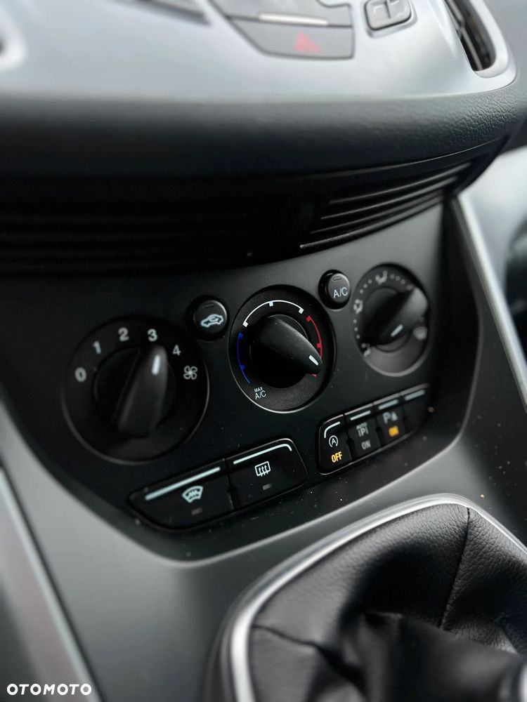 Ford C-MAX - 21