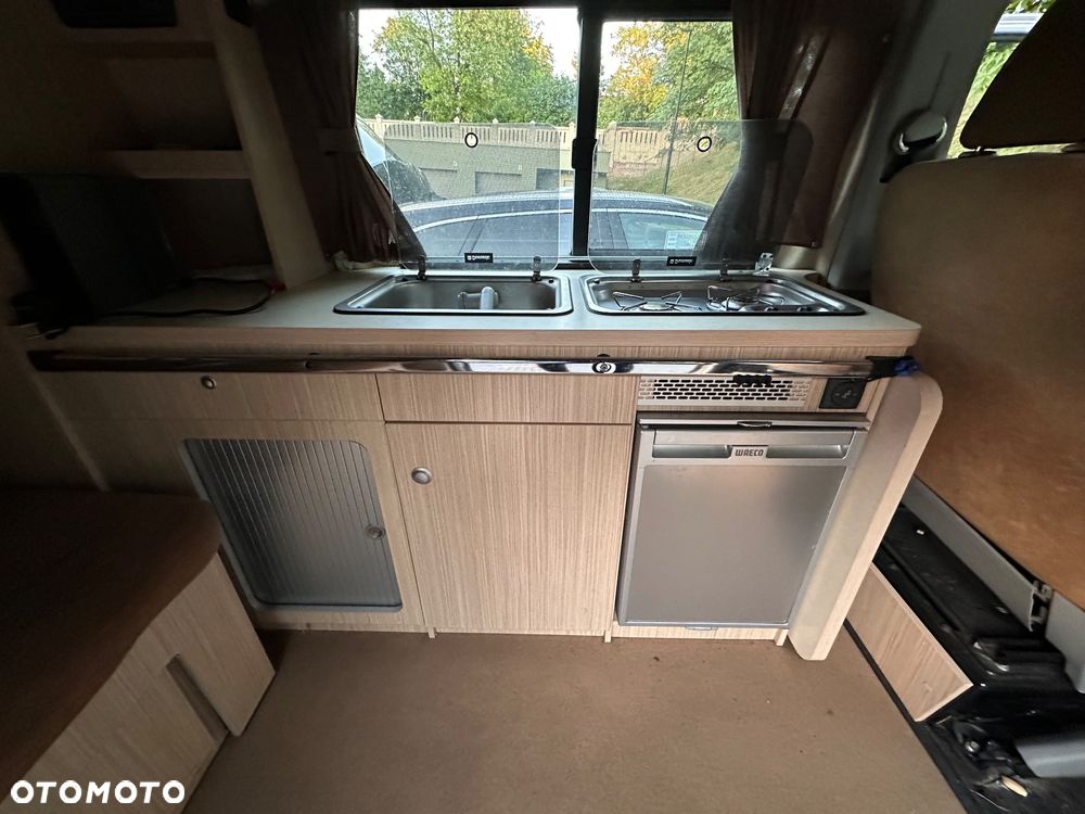 Volkswagen T5 - 34